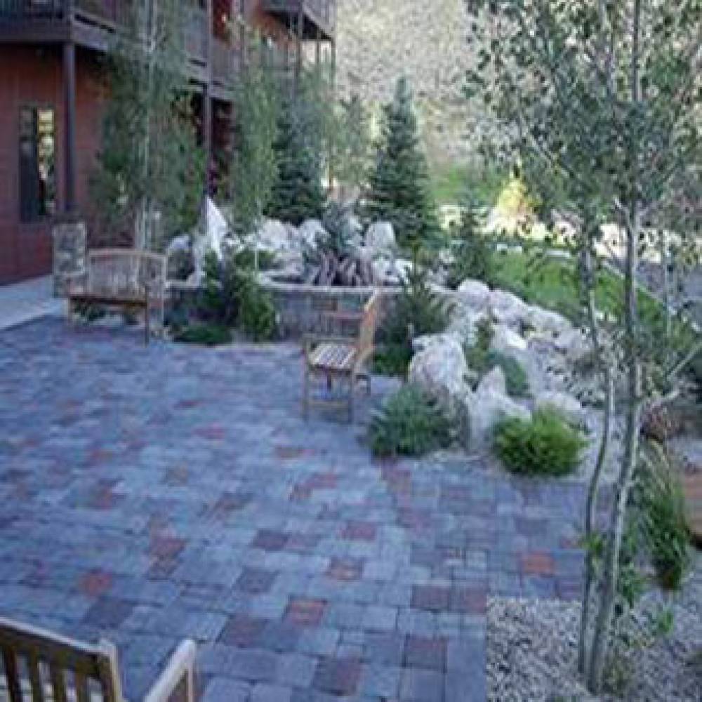 THE CODY HOTEL 9