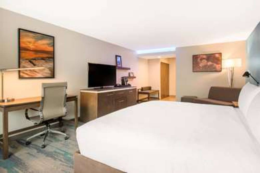 The Cove Hotel 7
