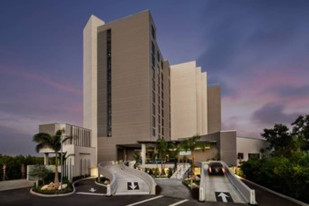 The CURRENT Hotel Autograph Collection 1