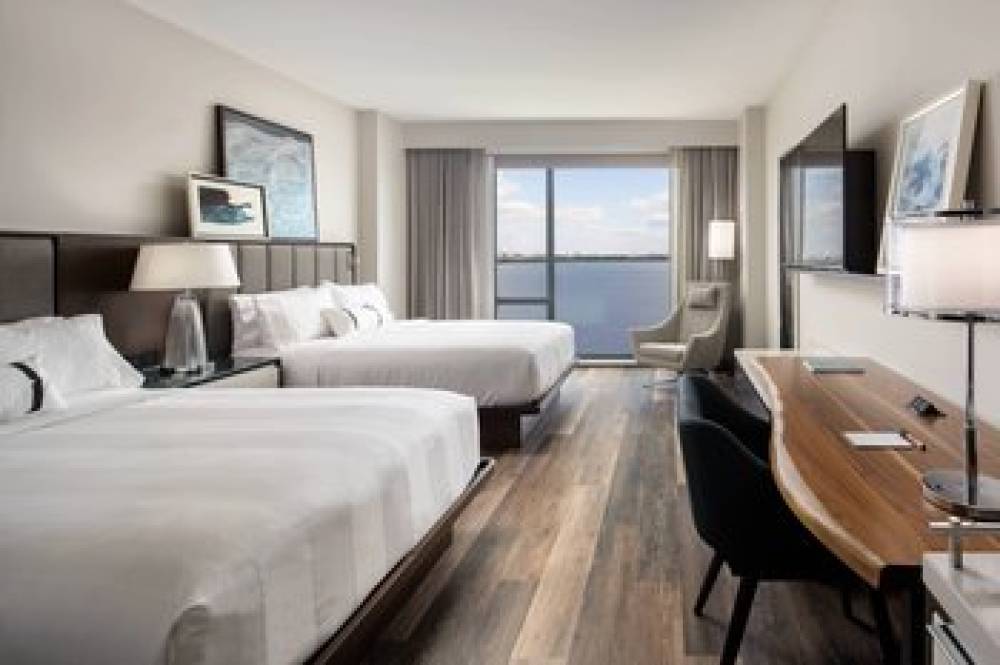 The CURRENT Hotel Autograph Collection 6