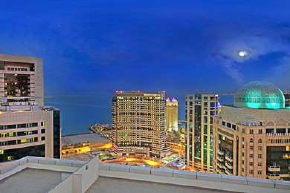 THE CURVE HOTEL 4