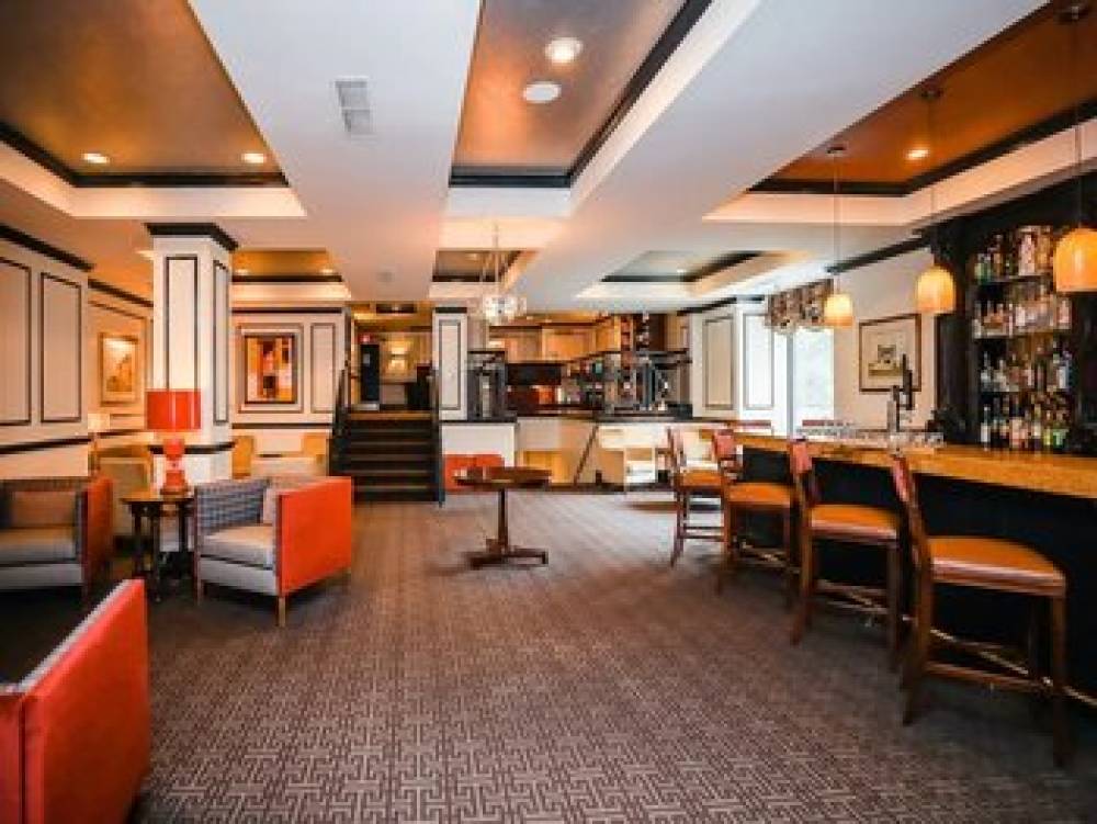 THE DUNHILL HOTEL 4
