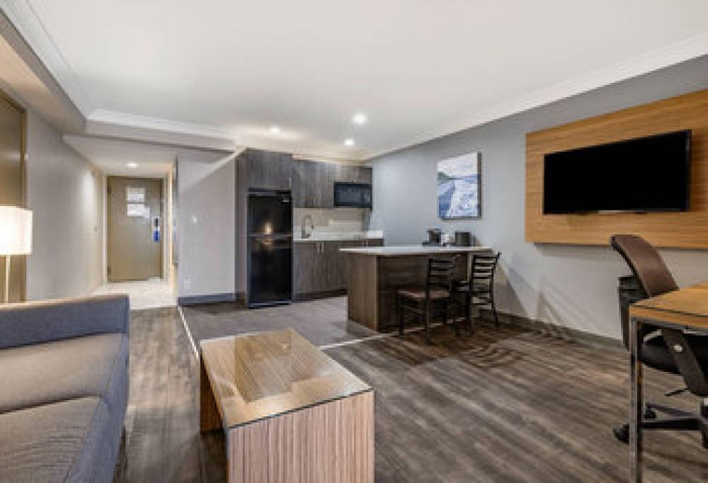 The Encinitan Hotel & Suites 1
