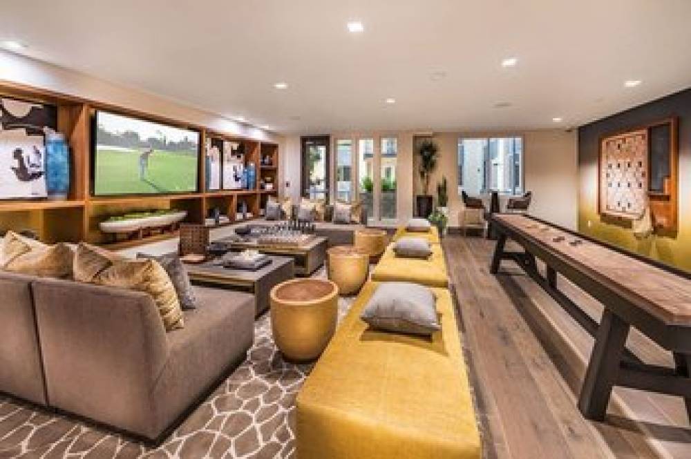 THE FLATS AT CITYLINE 1