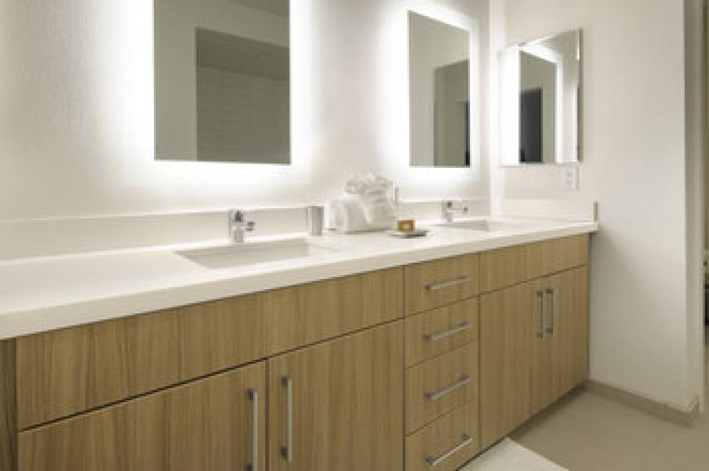 THE FLATS AT CITYLINE 10