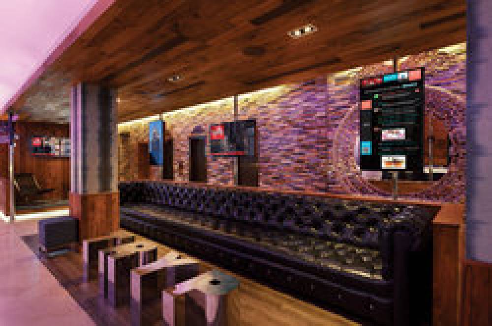 THE GALLIVANT TIMES SQUARE 10