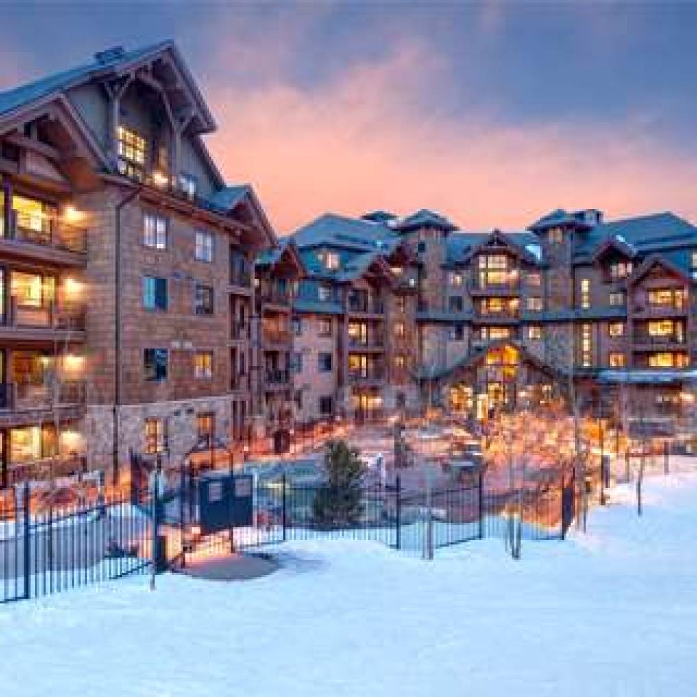 THE GRAND LODGE ON PEAK 7 4