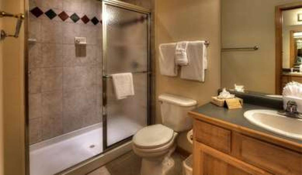 THE GRAND TIMBER LODGE 7