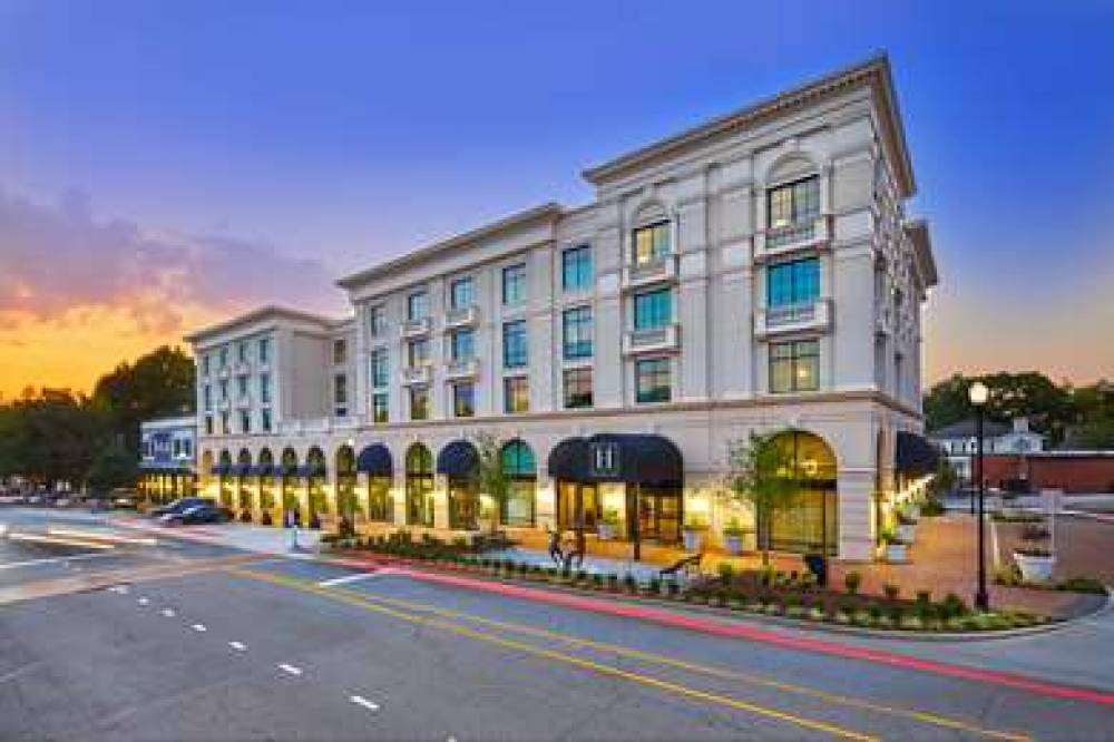 The Hamilton Alphretta Curio Hilton