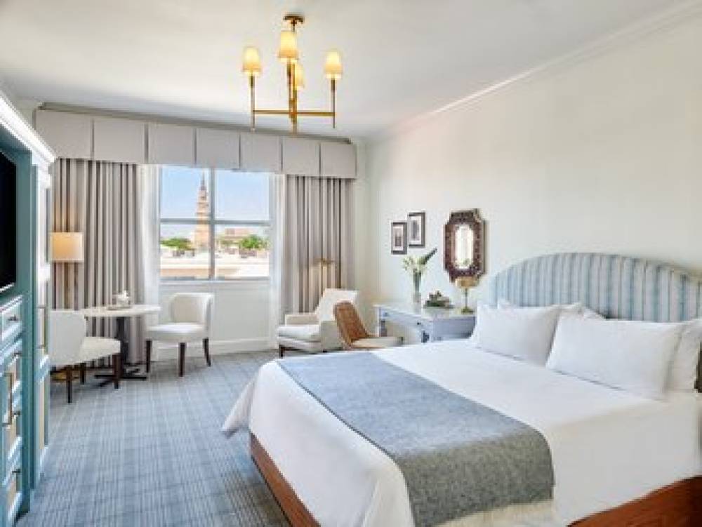 THE HARBOURVIEW INN 1