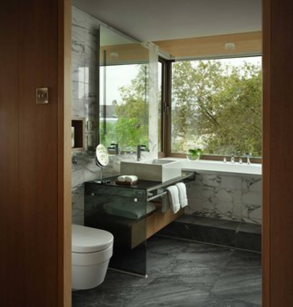 THE HARI HOTEL LONDON 4