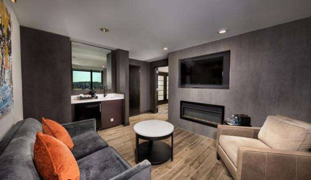 THE HOTEL AT UMD 3