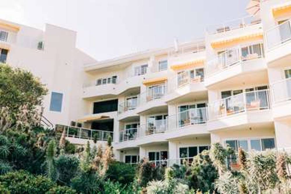 Casa Loma Beach Hotel