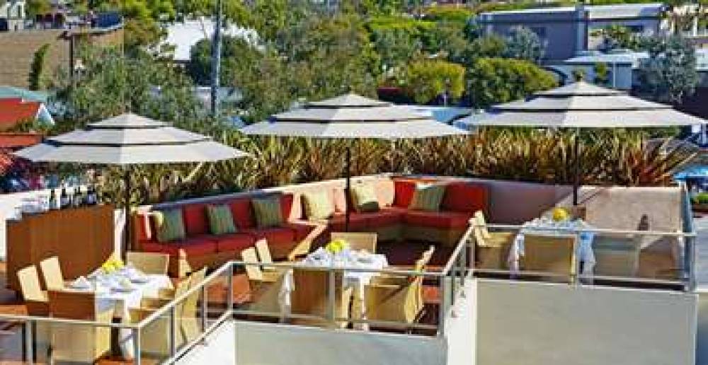 Casa Loma Beach Hotel 4