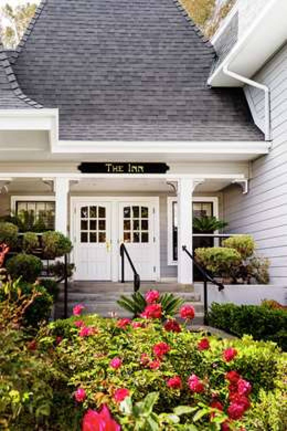 THE INN AT SARATOGA TAPESTRY HILTON 4