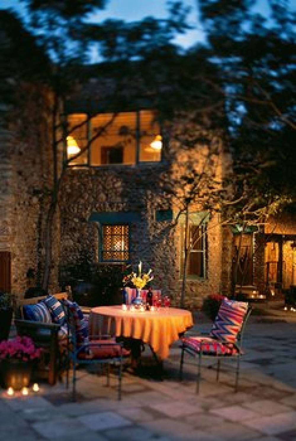 The Inn Of The Five Graces 7