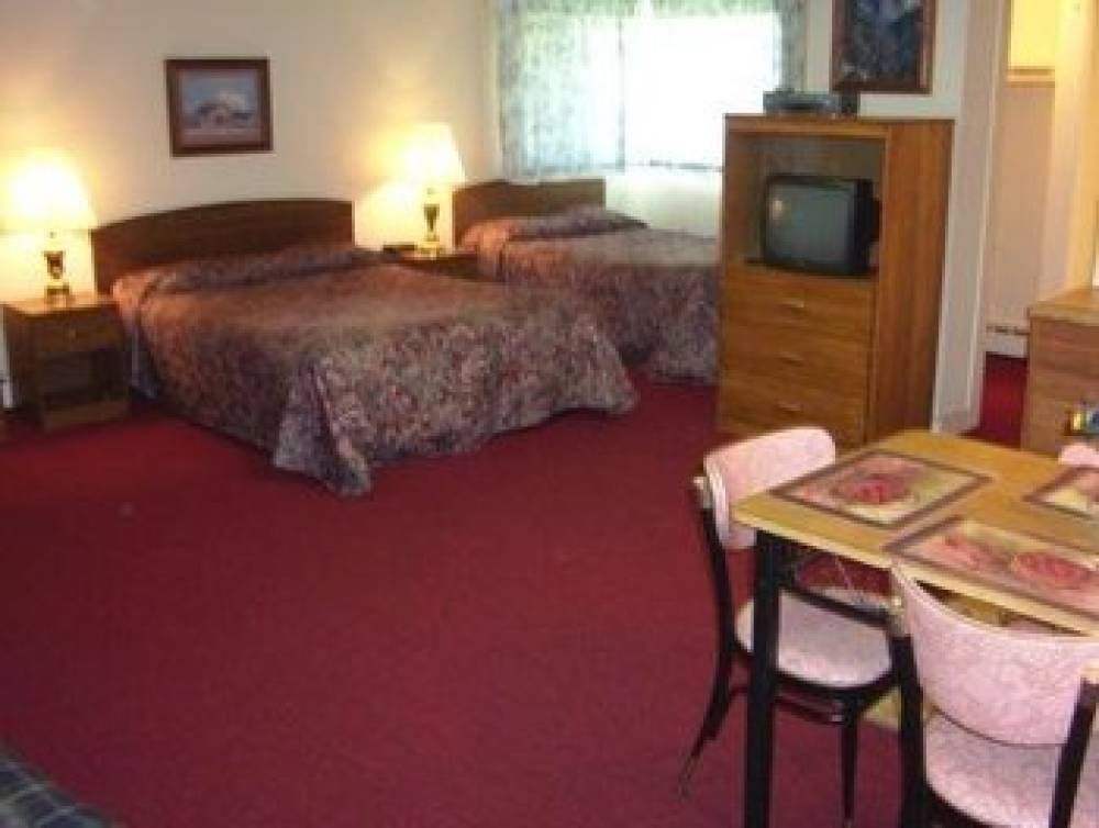 THE LANCASTER MOTEL 5