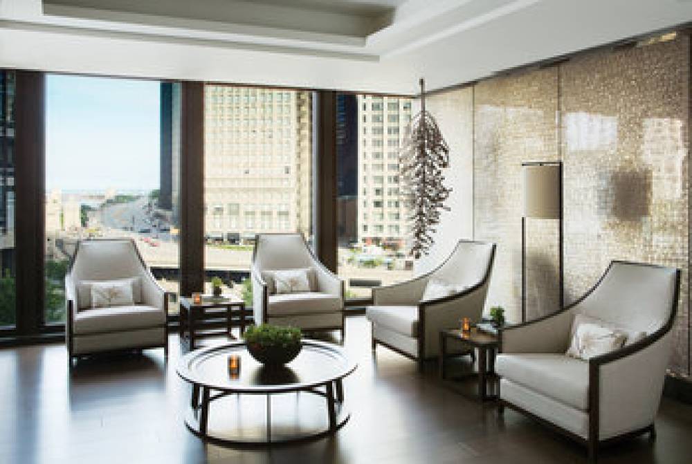 THE LANGHAM CHICAGO 4