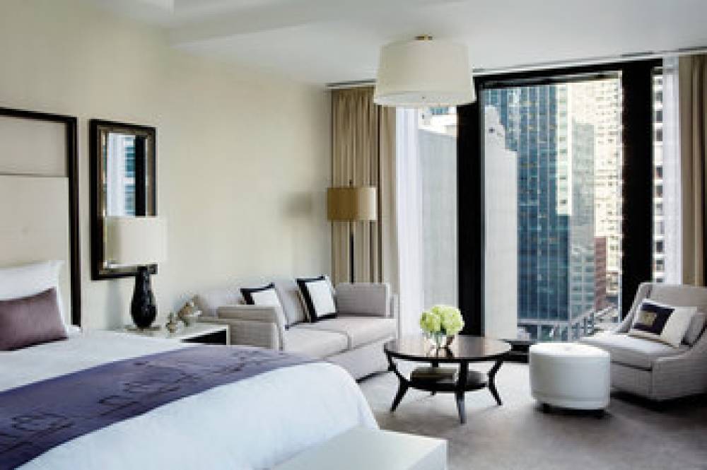 THE LANGHAM CHICAGO 10