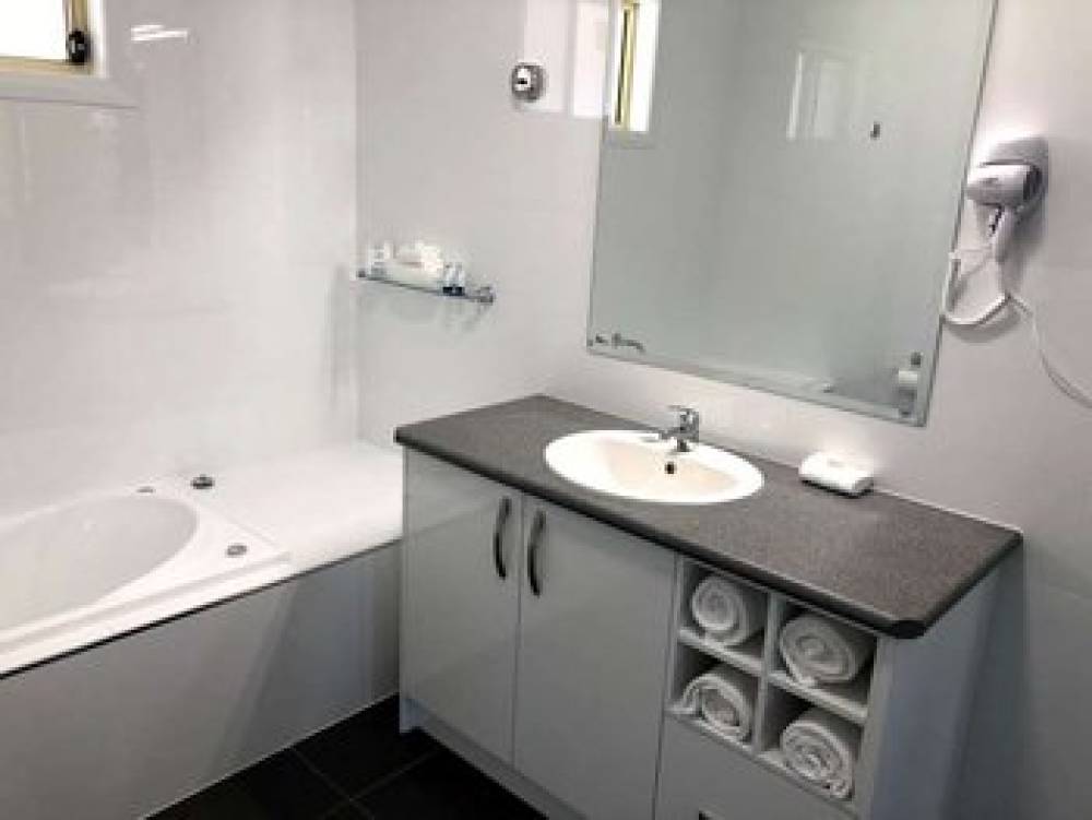 THE LEETON HERITAGE MOTOR INN 6