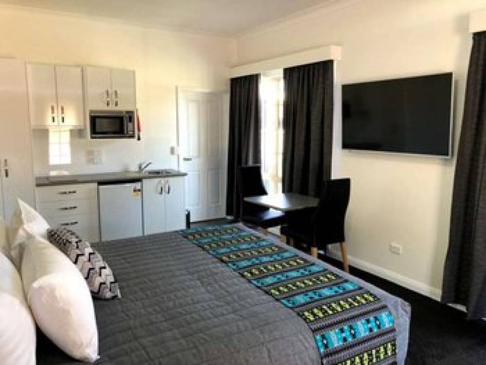 THE LEETON HERITAGE MOTOR INN 4