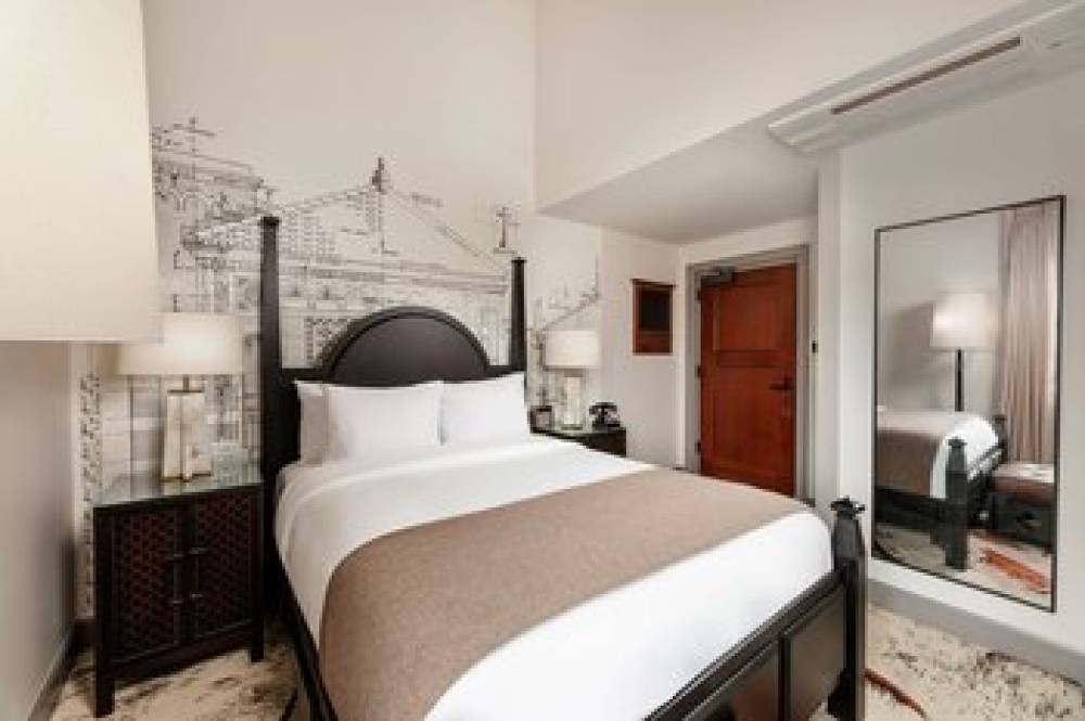 THE LODGE AT ST. EDWARD PARK 5