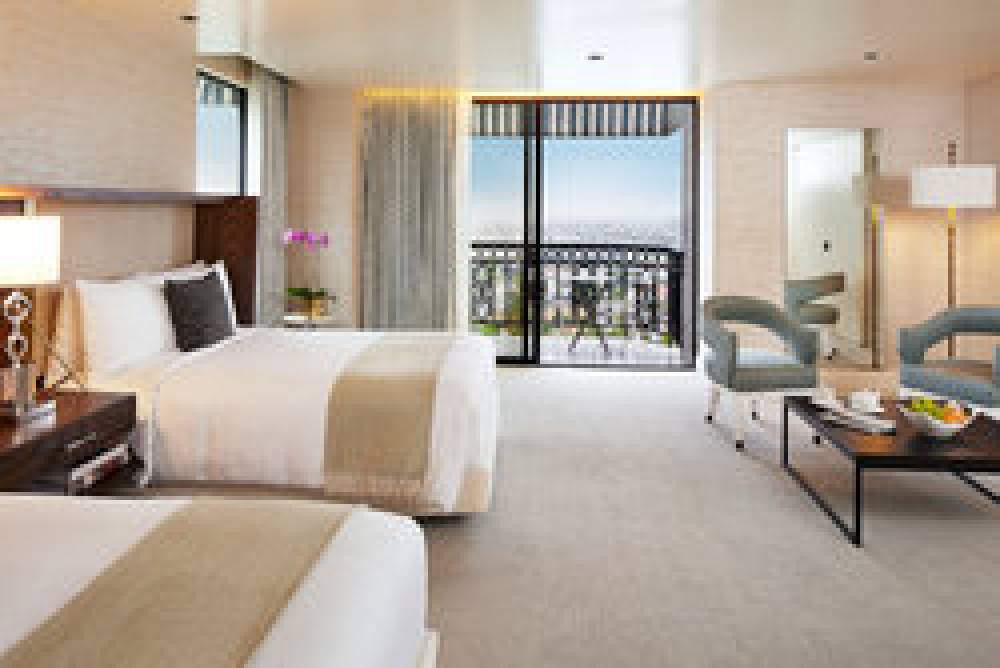 The London West Hollywood 5