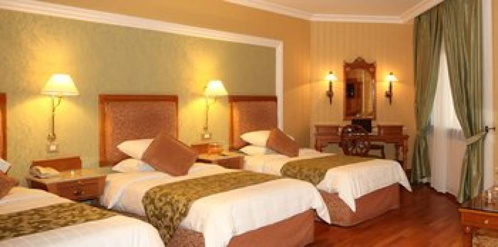 The Madina Oberoi 4