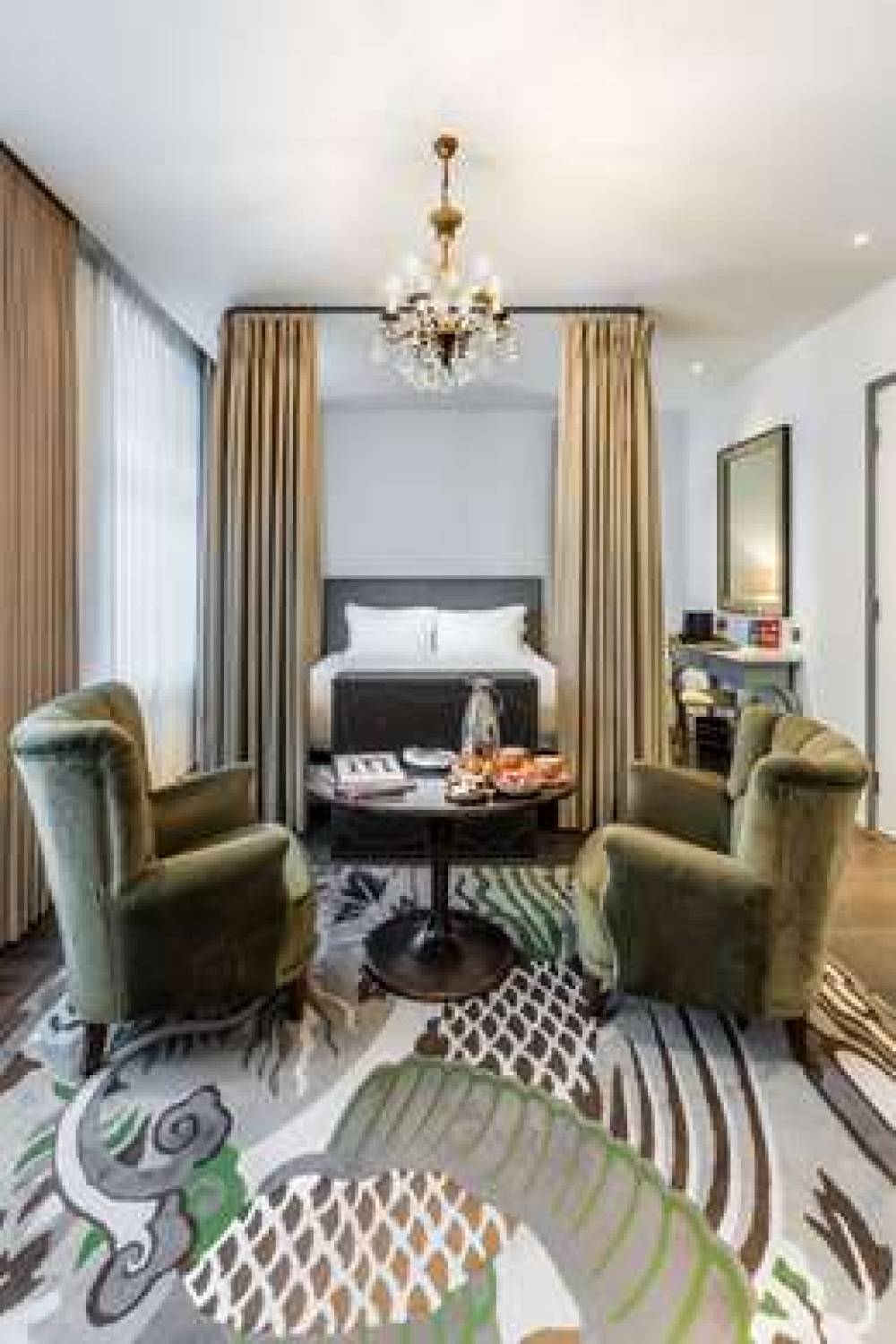 THE MANDRAKE 4
