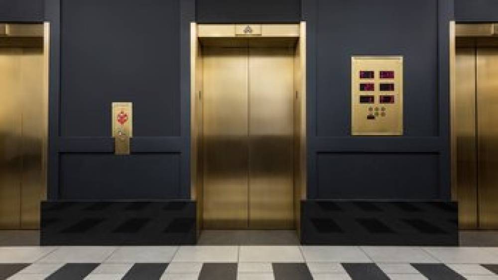 CROWNE PLAZA MANHATTAN TIMES SQUARE 9
