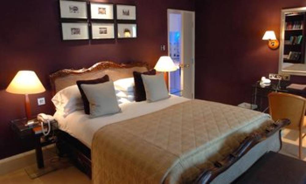 THE MANOR HOUSE HOTEL 3