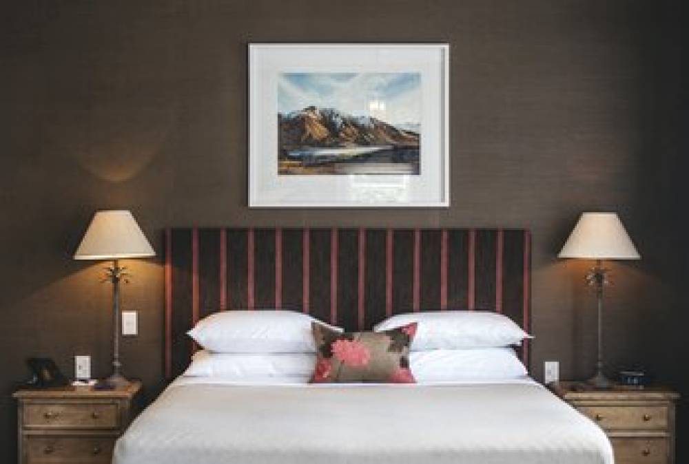 THE MARLBOROUGH 3