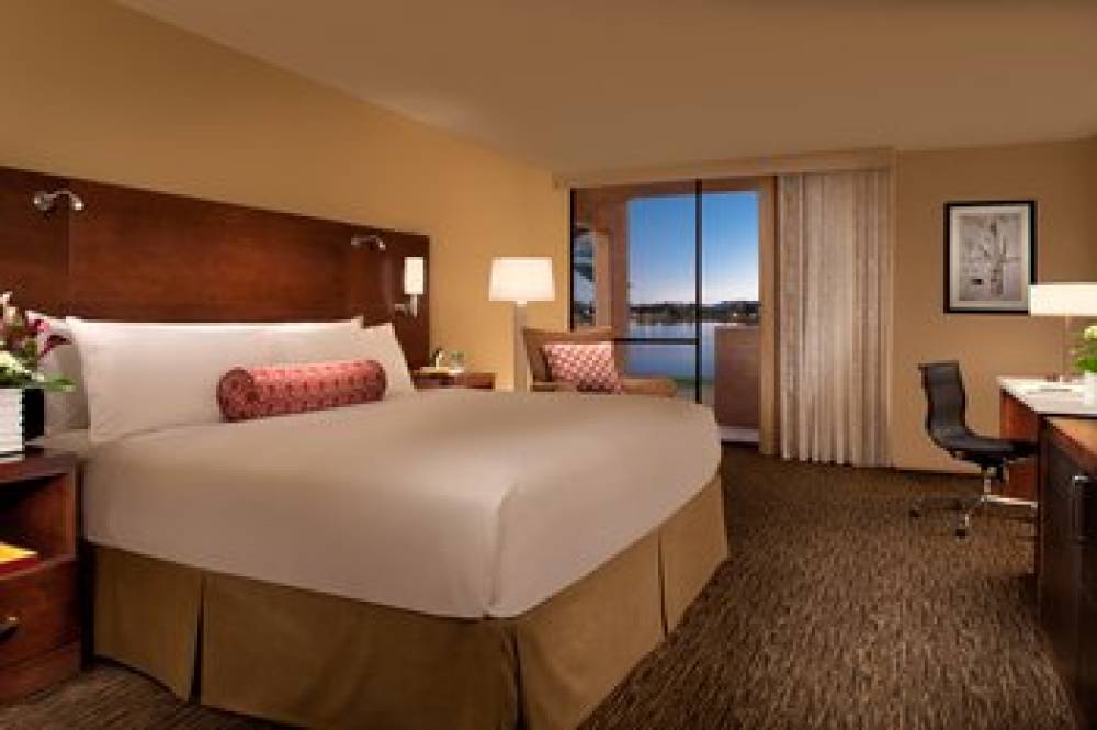 The McCormick Scottsdale 3