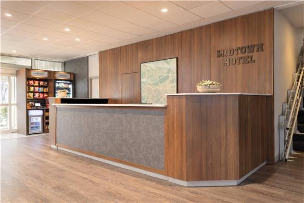 The Midtown Hotel MOD 8