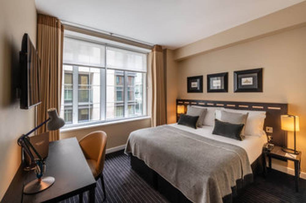 The Nadler Victoria Hotel 5