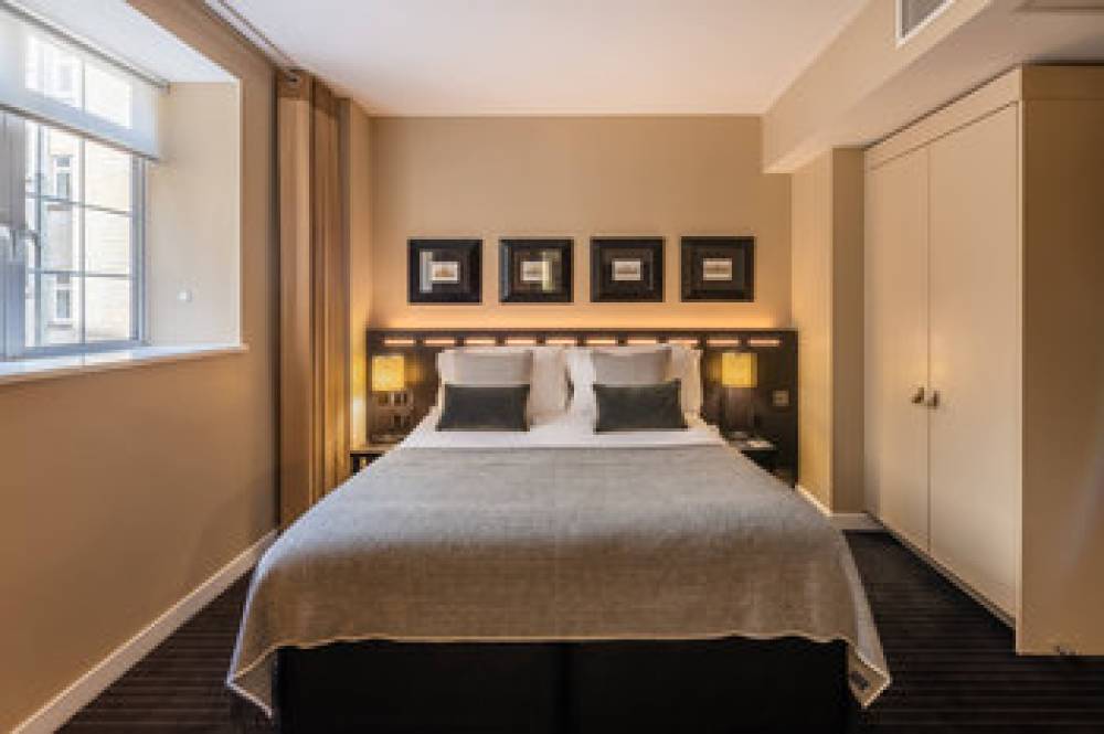 The Nadler Victoria Hotel 7