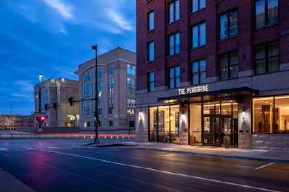 THE PEREGRINE OMAHA DOWNTOWN CURIO 6