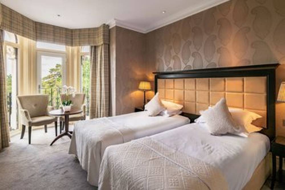 THE PETERSHAM 3