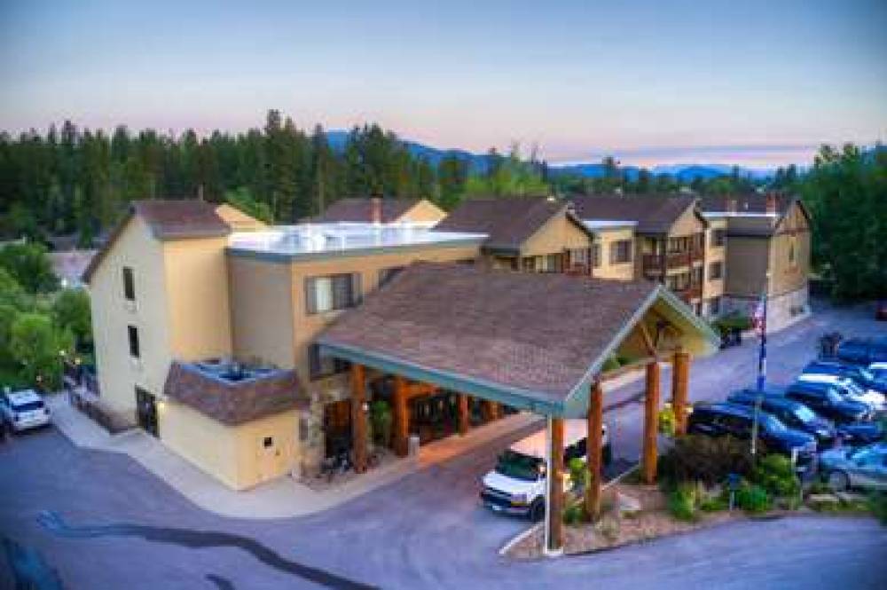 THE PINE LODGE ON WHITEFISH RIVERL 4