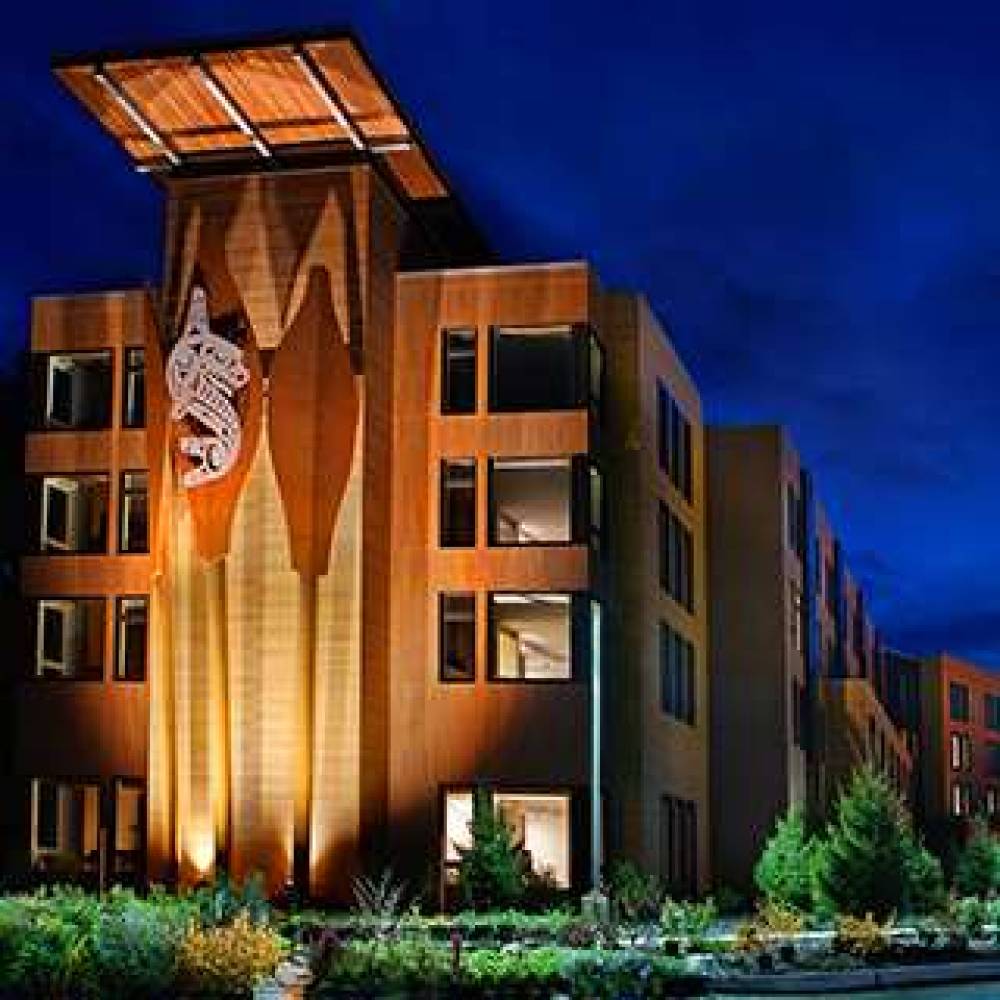 The Point Casino Hotel