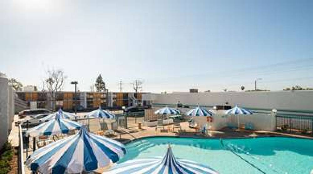 The Rambler Motel 10