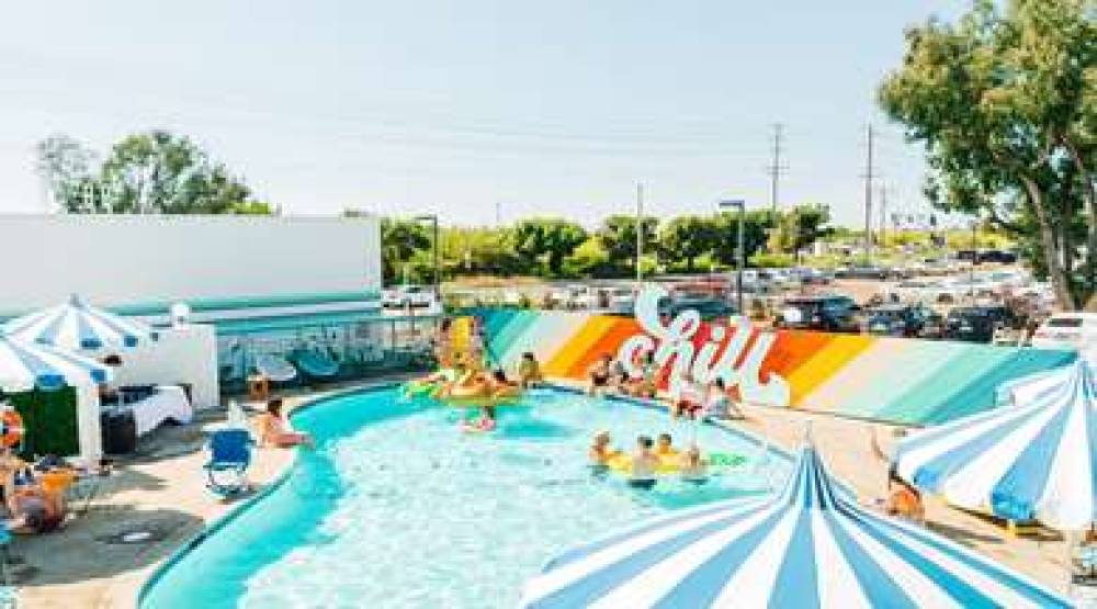 The Rambler Motel 4