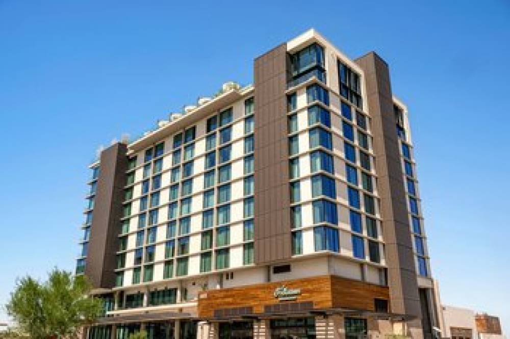 The REMI., Scottsdale, Autograph Collection 4