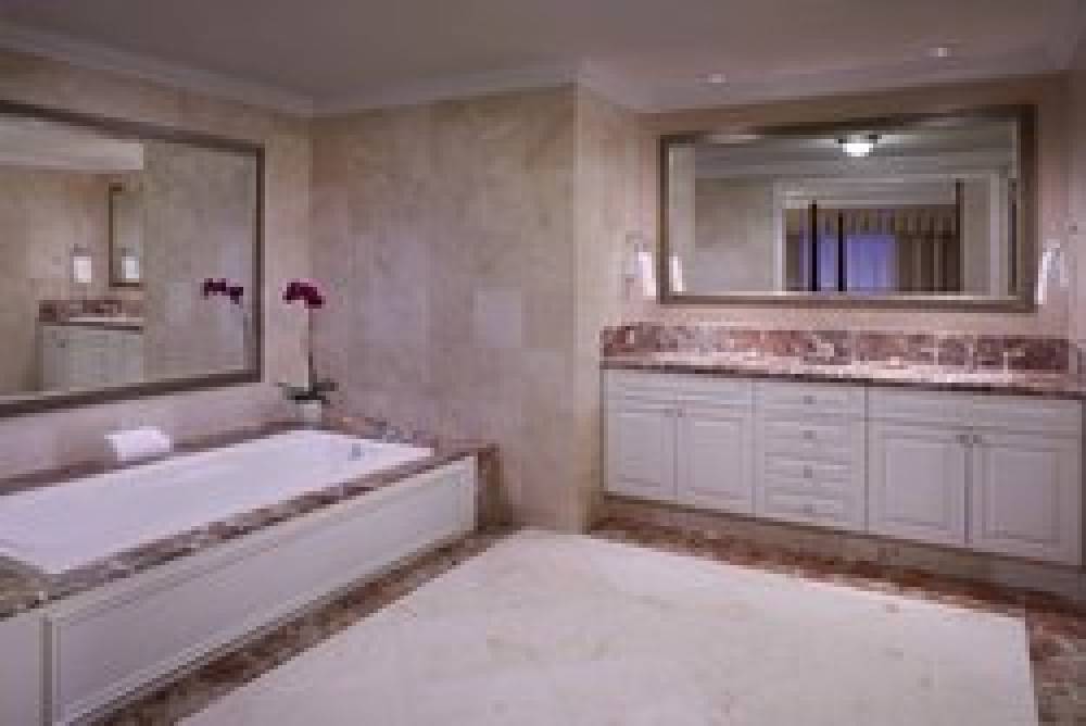 The Ritz-Carlton Coconut Grove Miami 4