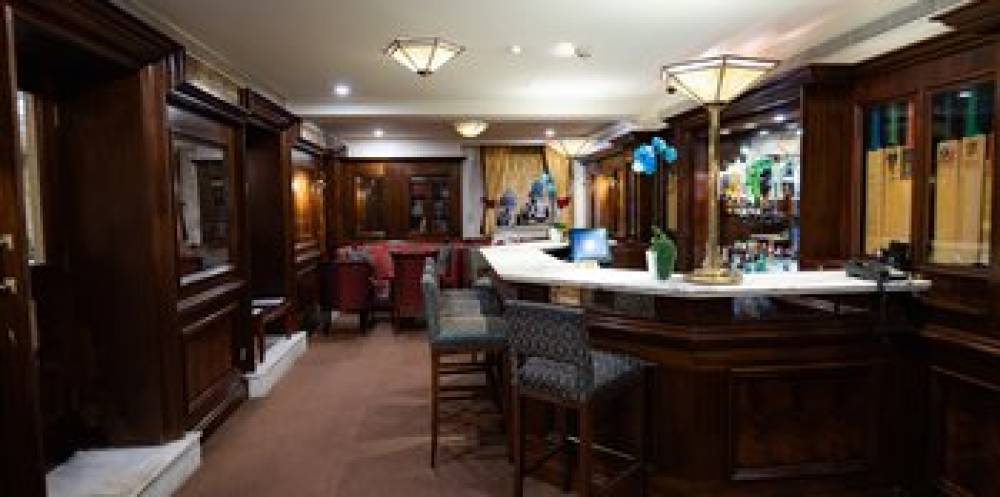 THE ROCHESTER 3