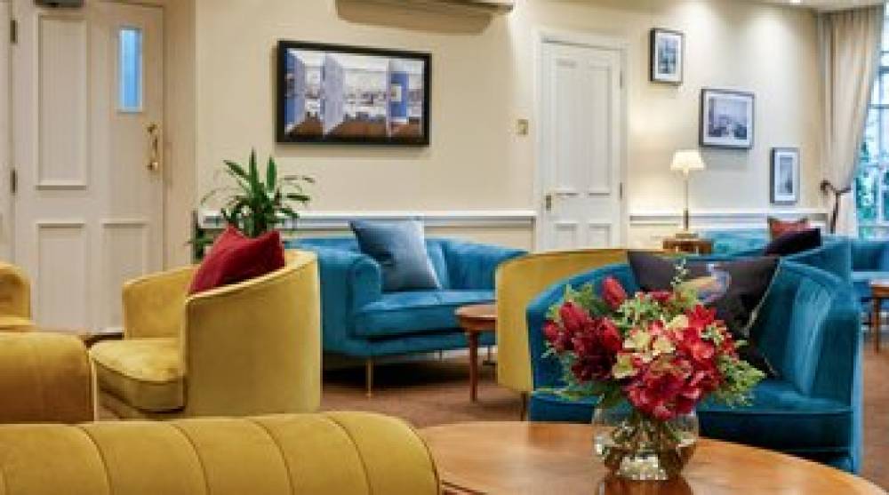 THE ROYAL ADELAIDE HOTEL 5