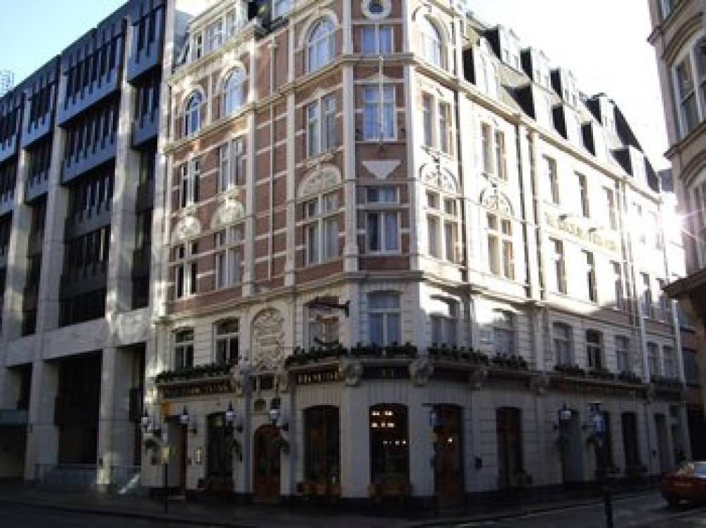 THE SANCTUARY HOUSE HOTEL 1