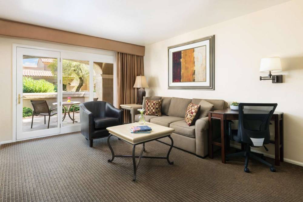 KIMPTON MIRALINA RESORT AND VILLAS 4