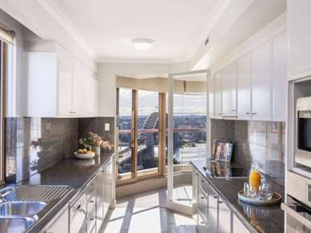 The Sebel Quay West Suites Sydney 10