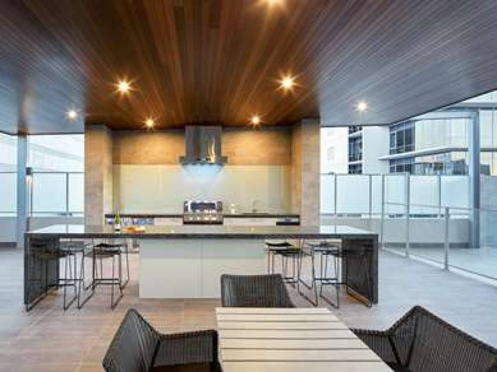 Astra Apartments Perth Aire